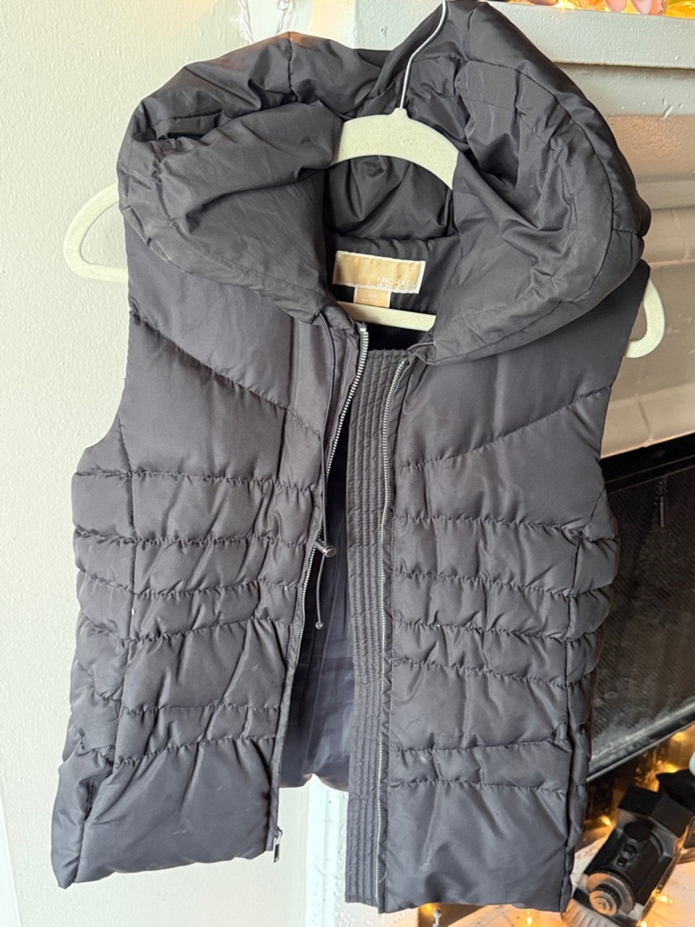Quilted Puffer Vest in Dark Charcoal